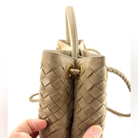 Tan Woven Vegan Leather & Faux Suede Handbag w/ Versatile Strap NWOT - Picture 6 of 11